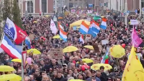 Протести у Холандији - Sputnik Србија