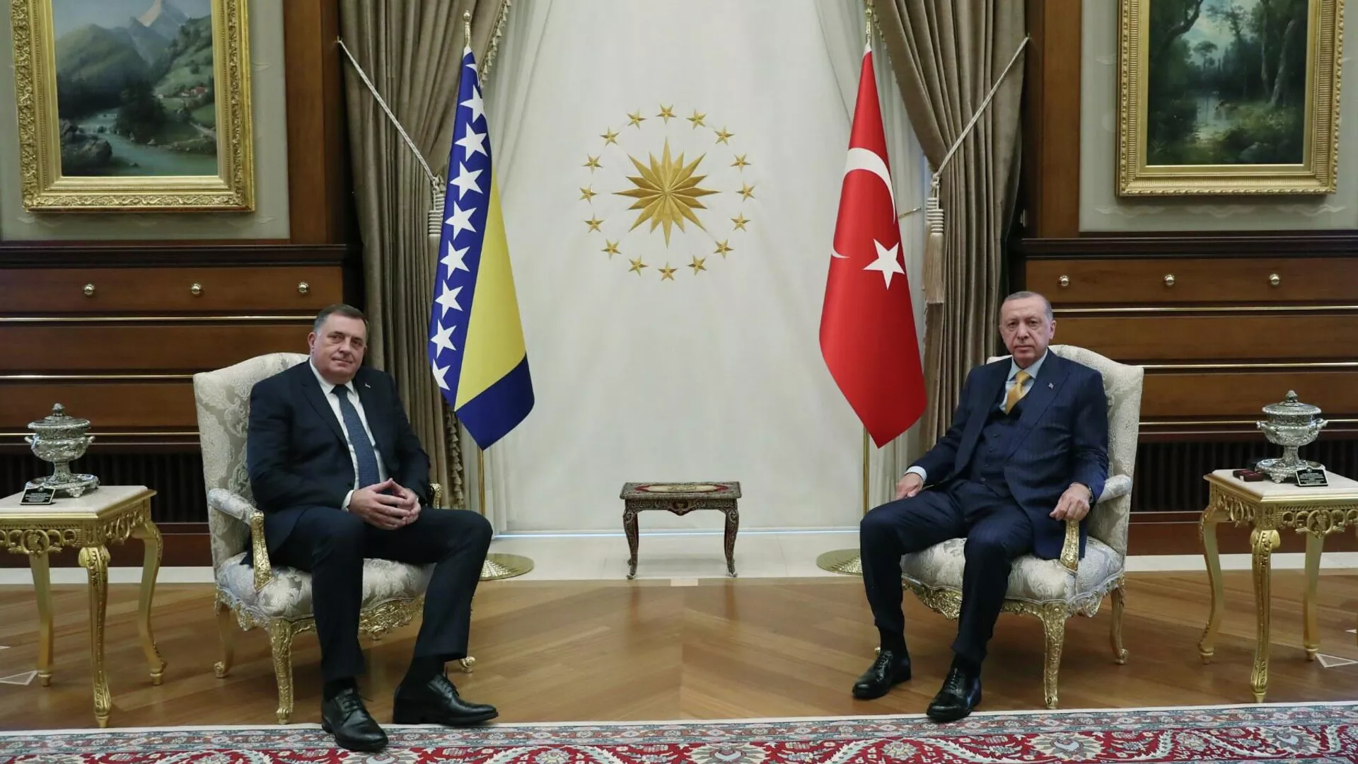Milorad Dodik i Redžep Tajip Erdogan Milorad Dodik i Redžep Tajip Erdogan - Sputnik Srbija, 1920, 09.11.2021