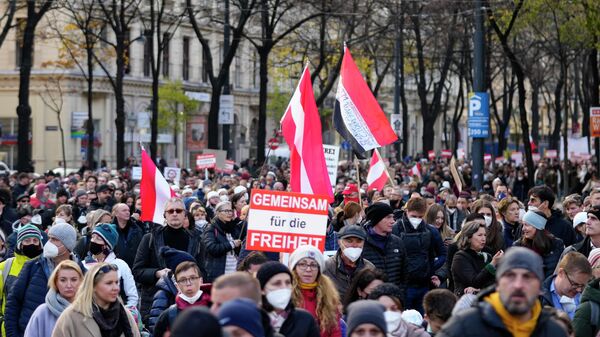 Protest u Beču nakon najavljenog lokdauna - Sputnik Srbija