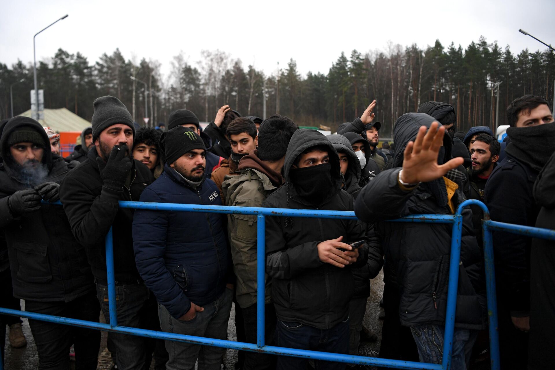 Migranti na belorusko-poljskoj granici Migranti na belorusko-poljskoj granici - Sputnik Srbija, 1920, 03.07.2025