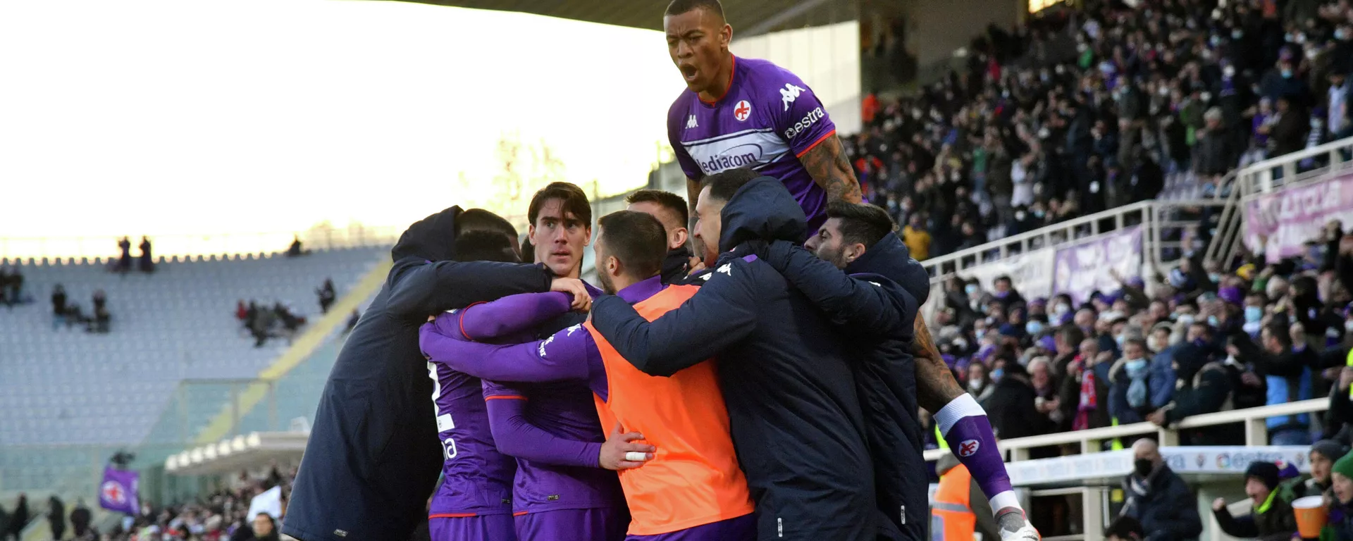 Dušan Vlahović proslavlja gol za Fiorentinu protiv Salernitane - Sputnik Srbija, 1920, 11.12.2021