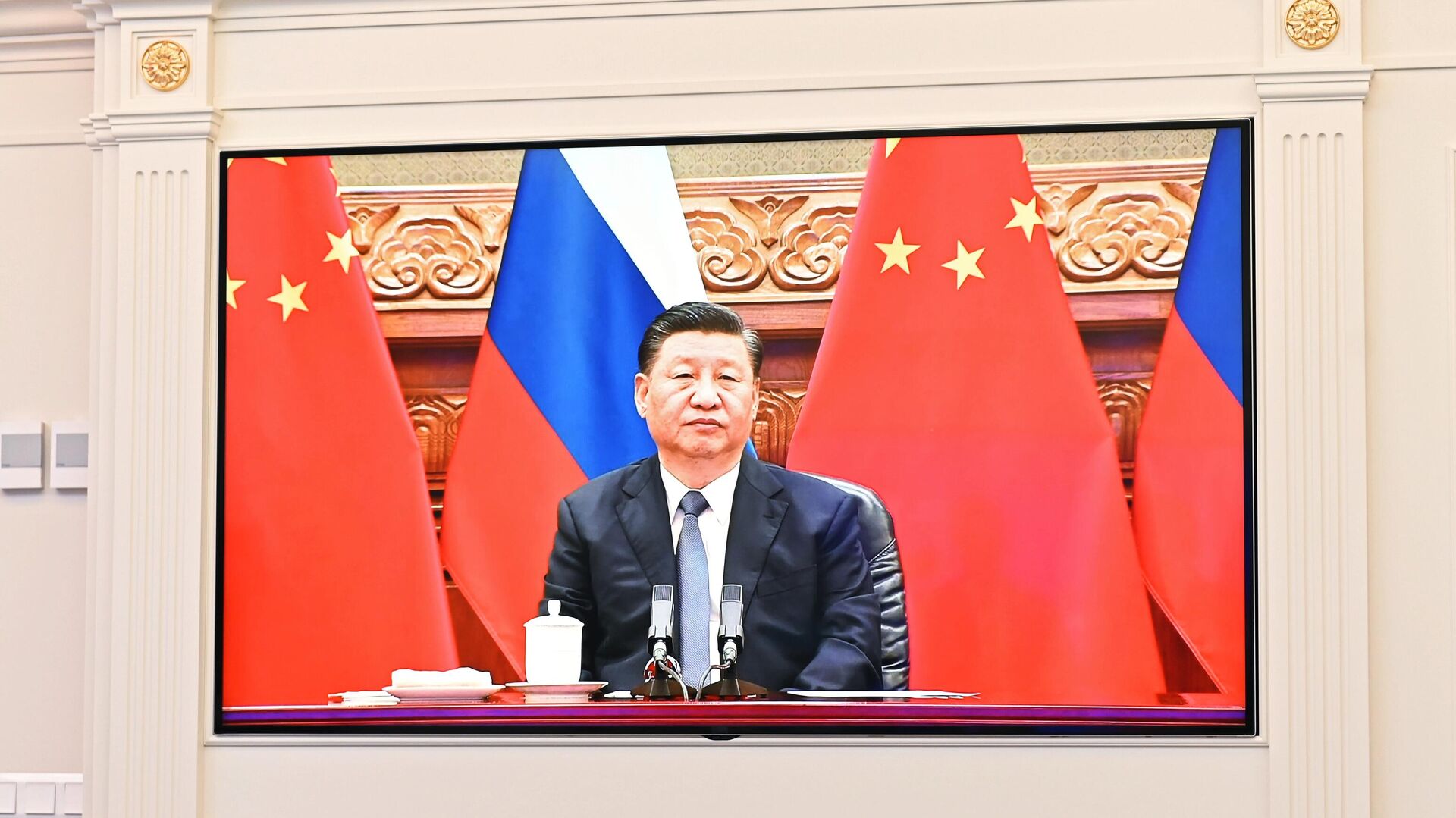 Кинески председник Си Ђинпинг током разговора са руским лидером Владимиром Путином - Sputnik Србија, 1920, 15.12.2021