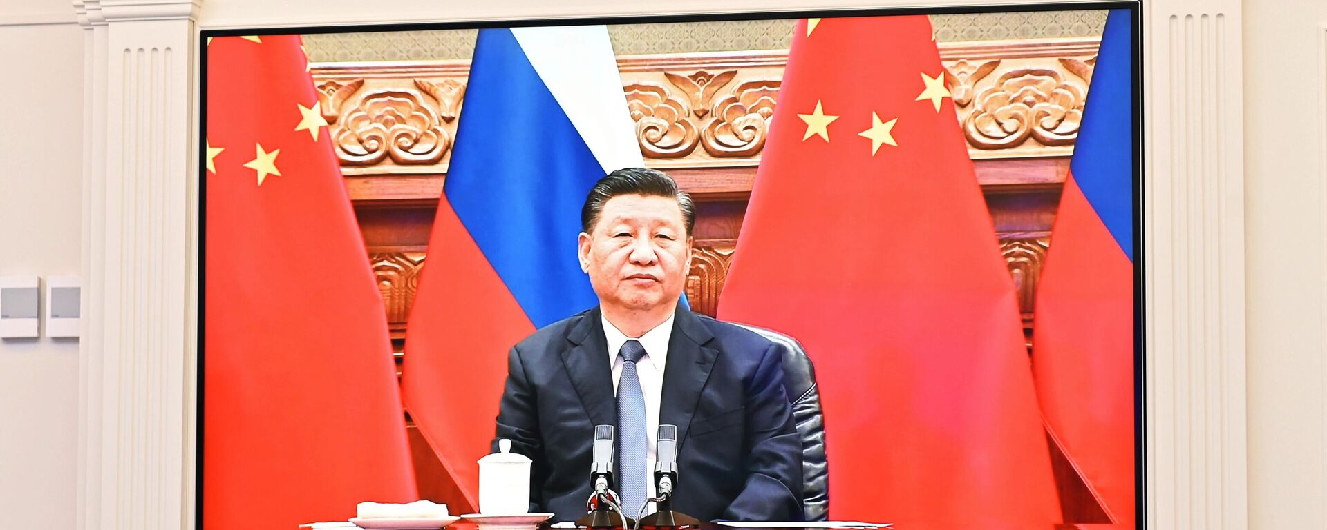 Кинески председник Си Ђинпинг током разговора са руским лидером Владимиром Путином - Sputnik Србија, 1920, 15.12.2021