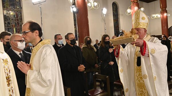 Misa u Beogradu povodom Božića po gregorijanskom kalendaru - Sputnik Srbija