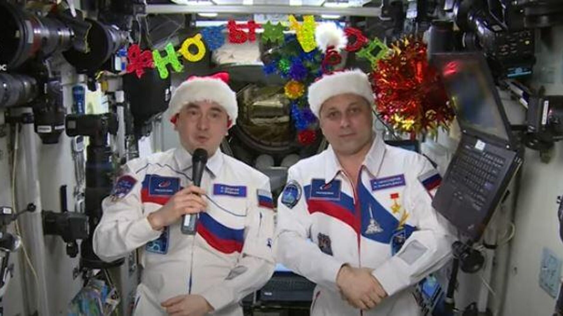 Ruski kosmonauti Anton Škaplerov i Petar Dubrov na Međunarodnoj kosmičkoj stanici - Sputnik Srbija, 1920, 02.01.2022