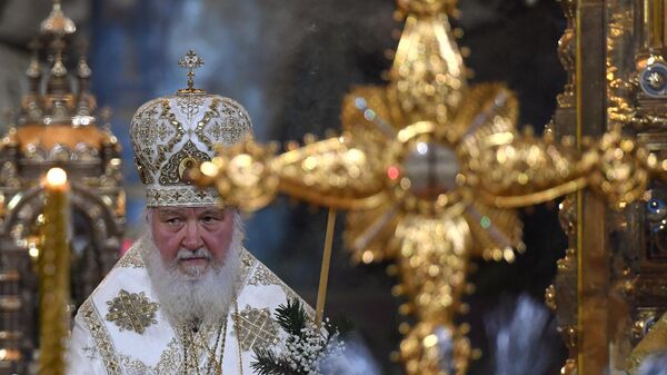 Patrijarh moskovski i cele Rusije Kiril služi božićnu liturgiju u Hramu Hrista Spasitelja - Sputnik Srbija