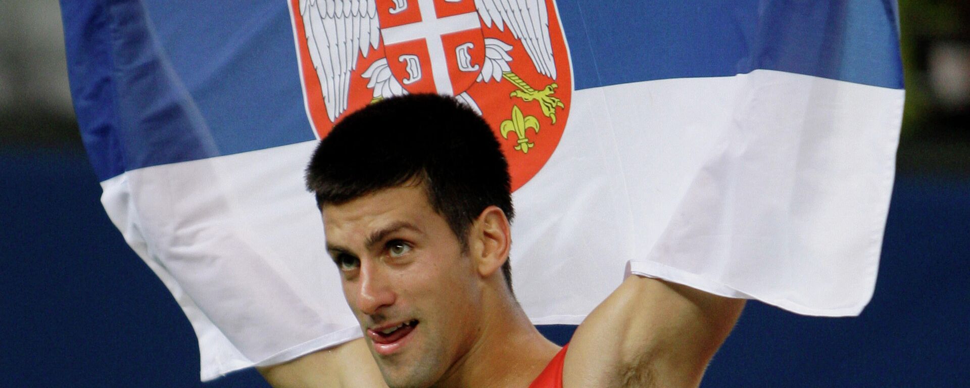 Najbolji teniser sveta Novak Đoković sa zastavom Srbije - Sputnik Srbija, 1920, 18.01.2022
