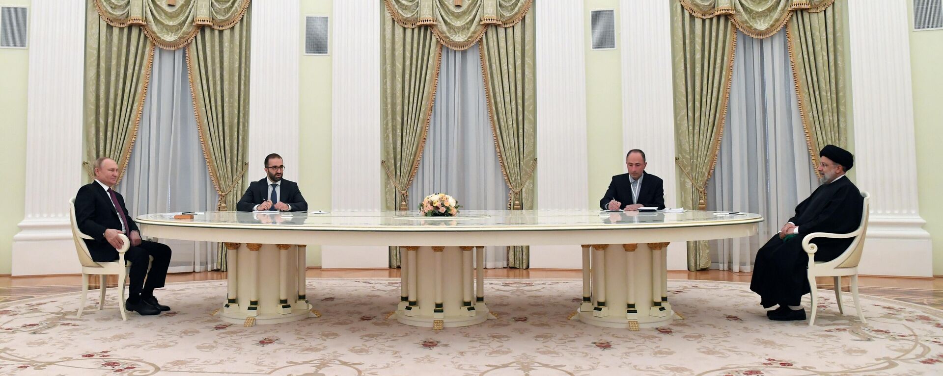 Sastanak ruskog predsednika Vladimira Putina sa iranskim liderom  - Sputnik Srbija, 1920, 19.01.2022