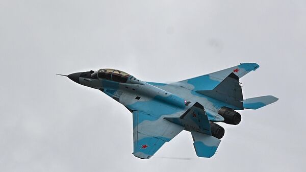 Руски вишенаменски ловац Су-35 - Sputnik Србија