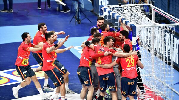 Španski rukometaši slave prolaz u finale Evropskog prvenstva - Sputnik Srbija