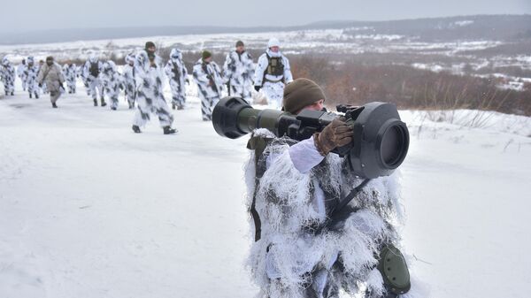 Ukrajinski vojnici tokom obuke za korišćenje protivtenkovskih sistema na Javorovskom poligonu u Lavovskoj oblasti - Sputnik Srbija