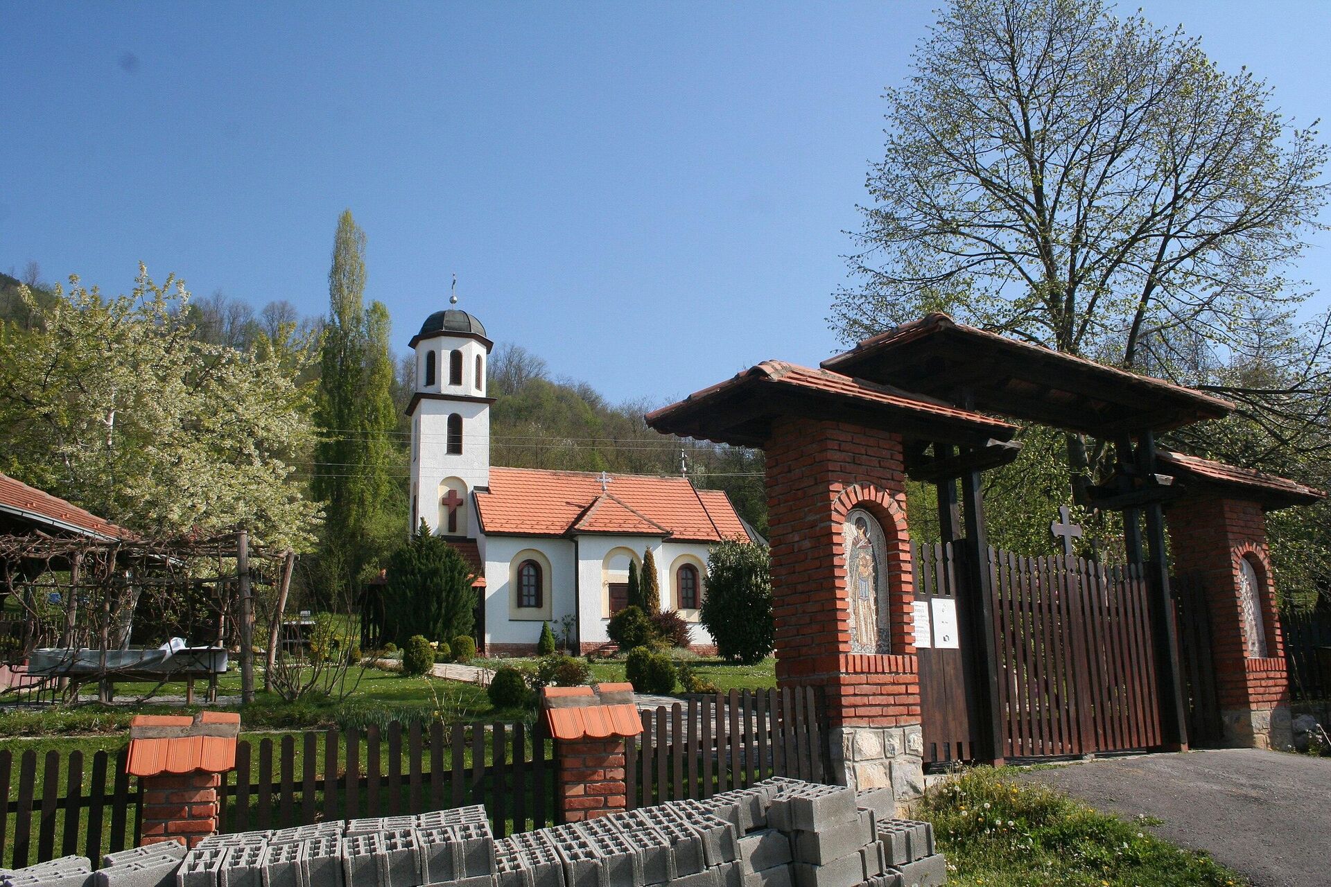 Манастир Свете Тројице код Љубовије - Sputnik Србија, 1920, 02.02.2022