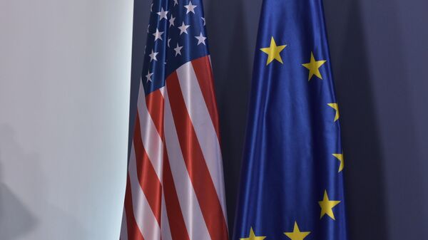 Заставе САД и ЕУ - Sputnik Србија