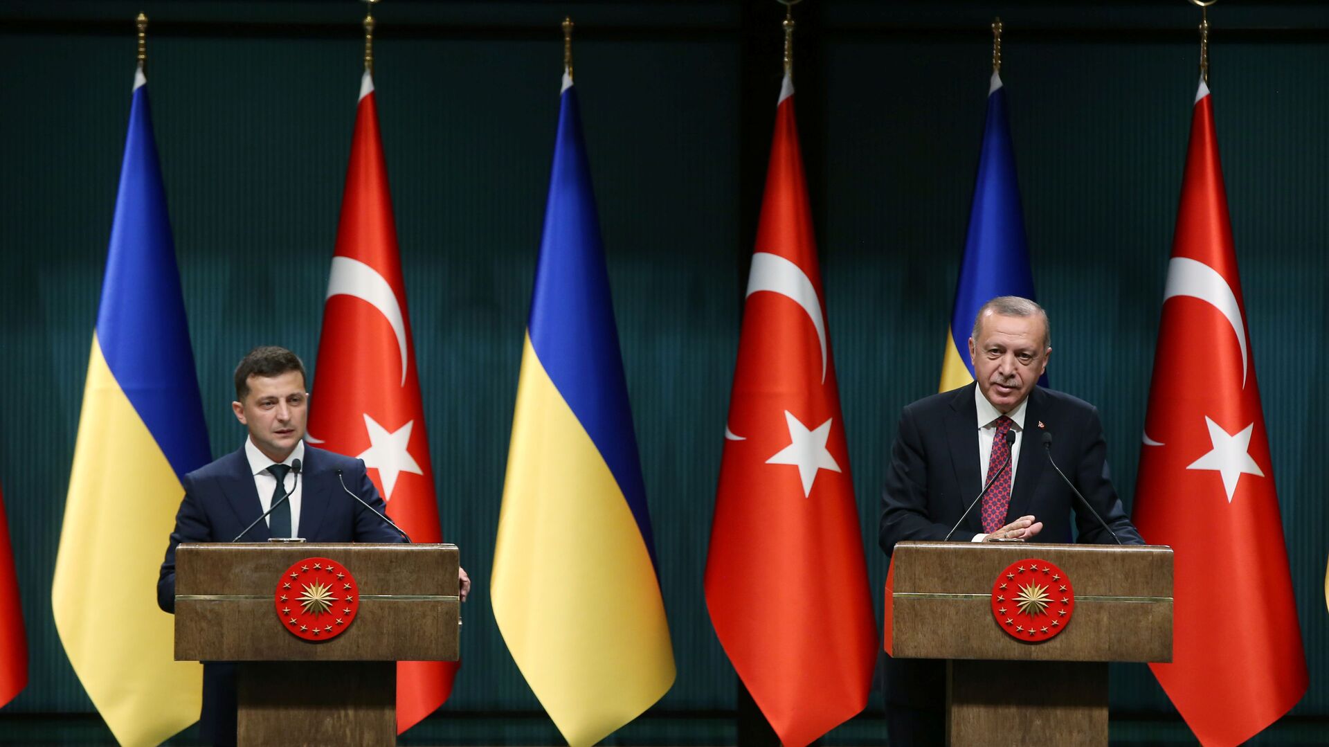 Predsednici Ukrajine i Turske Vladimir Zelenski i Redžep Tajip Erdogan, 2019. godina - Sputnik Srbija, 1920, 03.02.2022