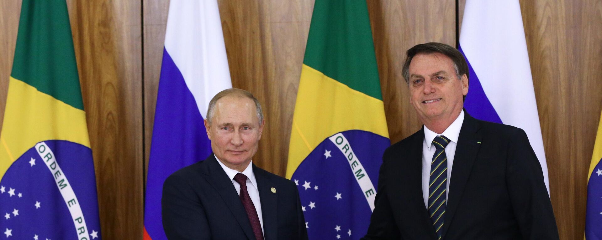 Председници Русије и Бразила, Владимир Путин и Жаир Болсонаро - Sputnik Србија, 1920, 08.02.2022