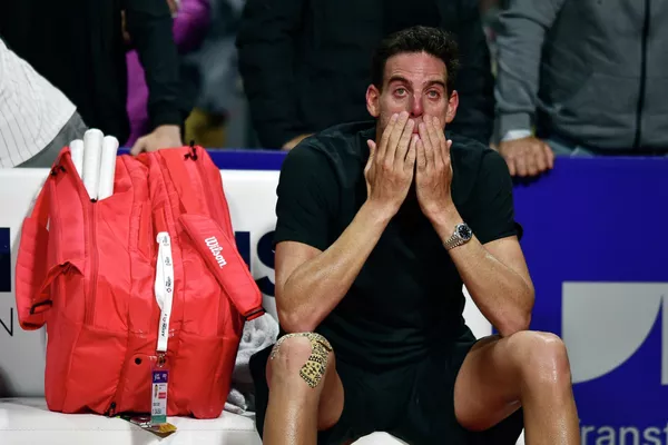 Huan Martin Del Potro u suzama nakon što je odigrao poslednji meč u karijeri Huan Martin Del Potro u suzama nakon što je odigrao poslednji meč u karijeri - Sputnik Srbija