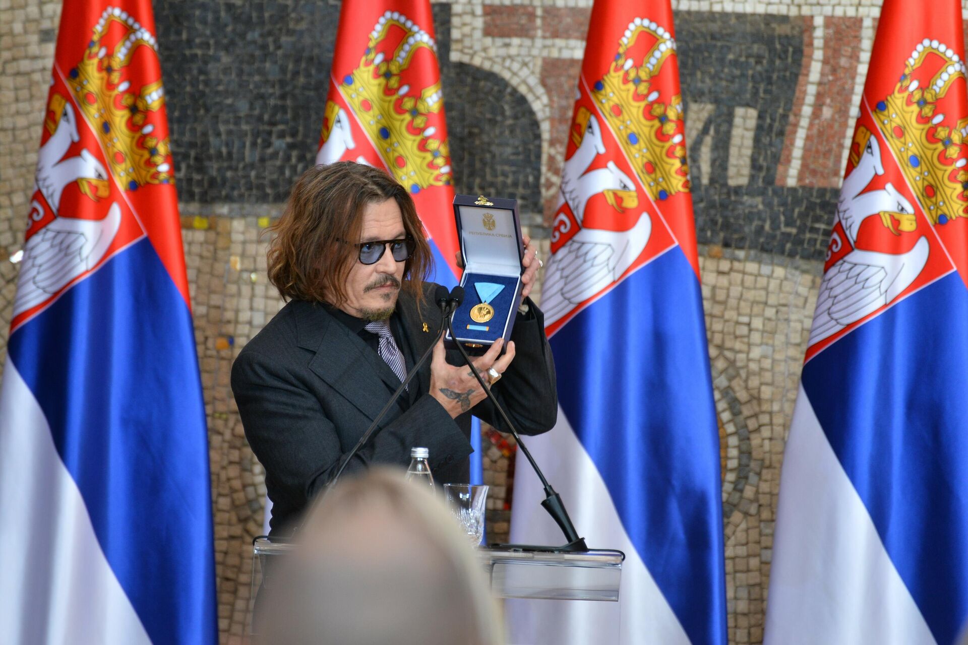 Džoni Dep je odlikovan Zlatnom medaljom za zasluge Republike Srbije povodom Dana državnosti - Sputnik Srbija, 1920, 15.02.2022