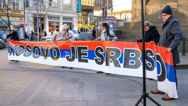 Протест против отимања Космета - Sputnik Србија