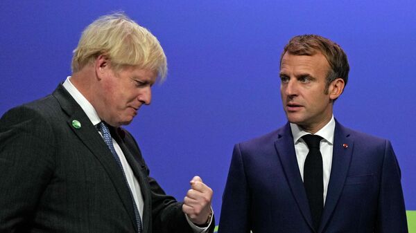 Britanski premijer Boris Džonson i predsednik Francuske Emanuel Makron - Sputnik Srbija
