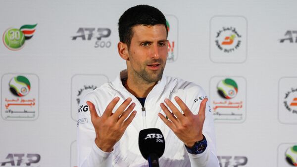 Novak Đoković tokom konferencije u Dubaiju 2022. - Sputnik Srbija