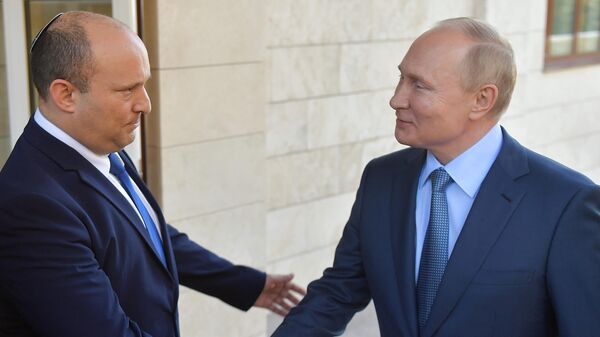 Председник Русије Владимир Путин на састанку са израелским премијером Нафтали Бенетом - Sputnik Србија
