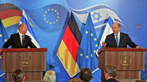 Немачки канцелар Олаф Шолц и израелски премијер Нафтали Бенет - Sputnik Србија