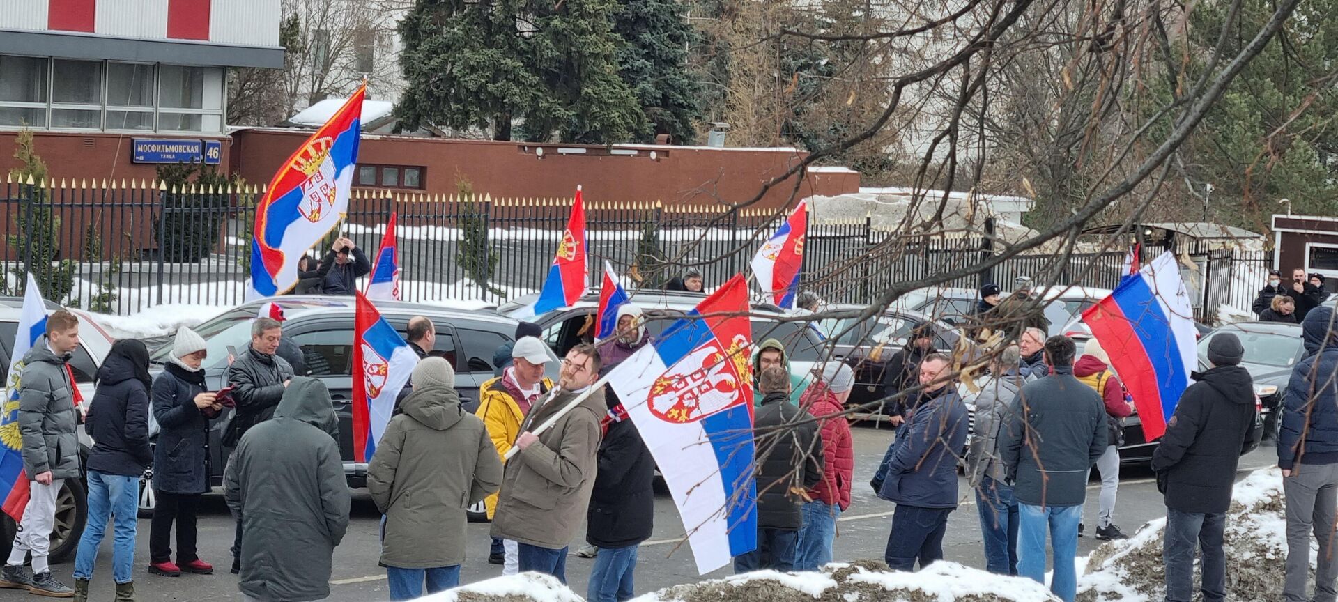 Srbi iz Moskve na skupu podrške predsedniku Putinu i Rusiji - Sputnik Srbija, 1920, 12.03.2022