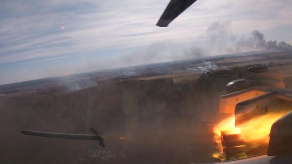 Руски хеликоптери уништили упориште украјинских националиста  - Sputnik Србија