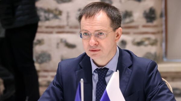 Pomoćnik predsednika Rusije Vladimir Medinski na rusko-ukrajinskim pregovorima u Istanbulu - Sputnik Srbija