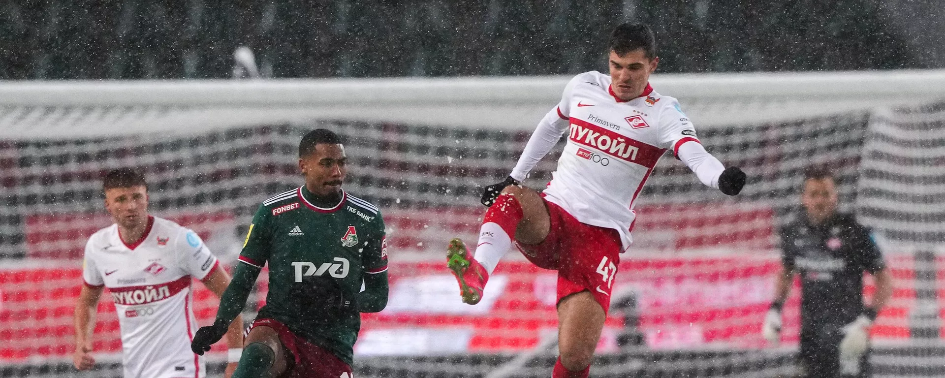 Lokomotiva Spartak sneg - Sputnik Srbija, 1920, 03.04.2022