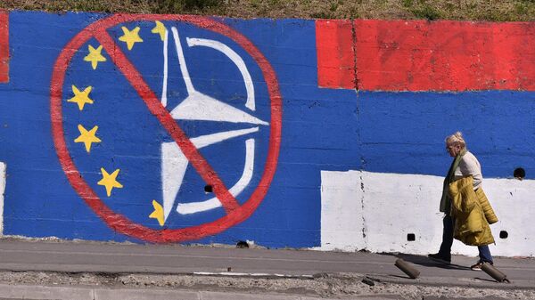 Мурал не у ЕУ и НАТО у Београду - Sputnik Србија