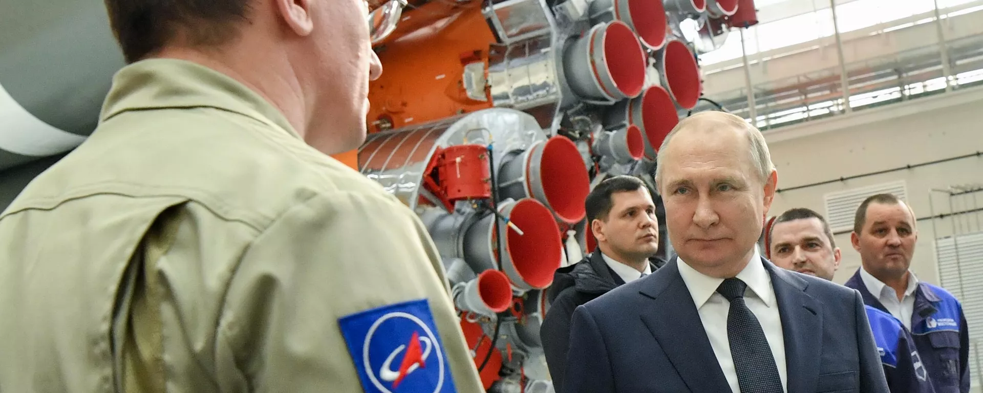 Predsednik Rusije Vladimir Putin u poseti kosmodromu Vostočni - Sputnik Srbija, 1920, 12.04.2022