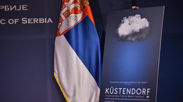 Reklamni pano za 15. „Kustendorf“ - Sputnik Srbija