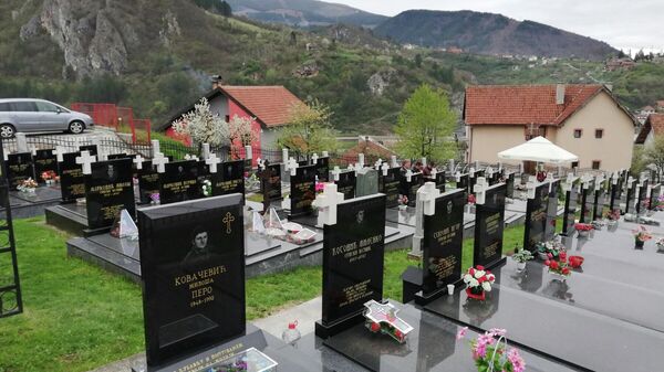 Groblje u Višegradu gde su sahranjeni ruski dobrovoljci - Sputnik Srbija