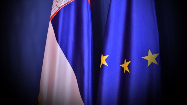 Застава Србије и ЕУ - Sputnik Србија