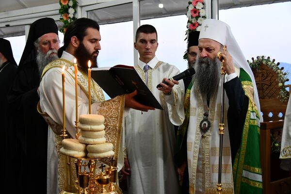 Patrijarh Porfirije u manastiru Ostrog - Sputnik Srbija