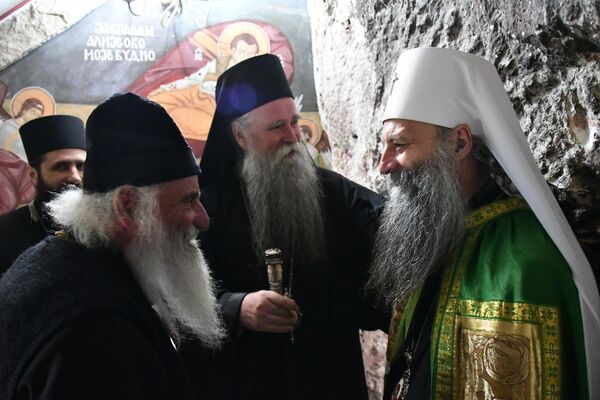 Patrijarh Porfirije u manastiru Ostrog - Sputnik Srbija