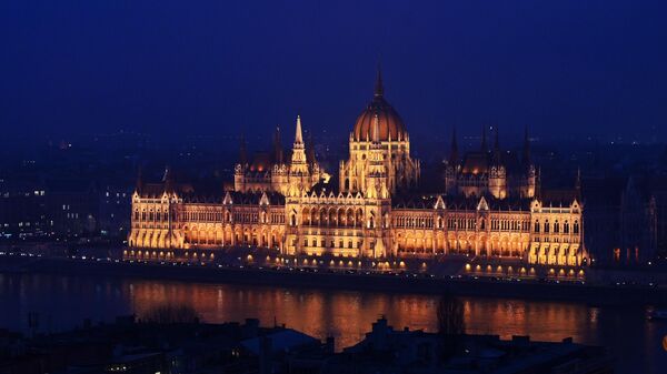 Зграда мађарског парламента у Будимпешти - Sputnik Србија