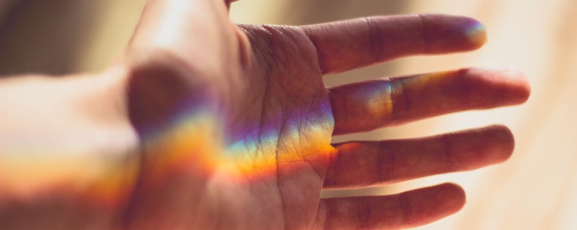 Длан - Sputnik Србија, 1920, 02.04.2023