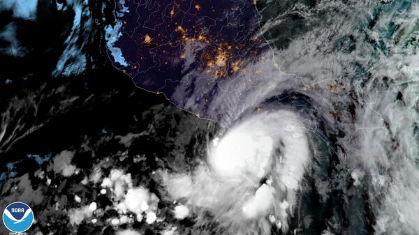 Ураган Агата изнад Мексичког залива - Sputnik Србија