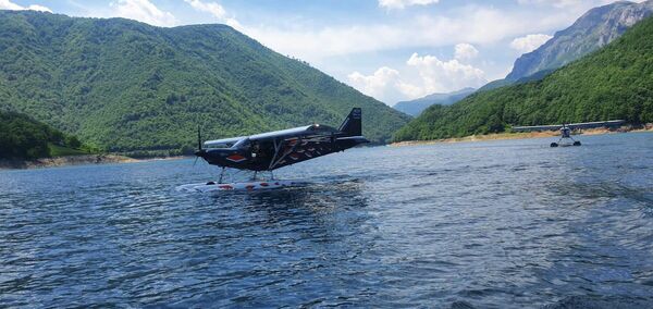 Desetak hidro-aviona na Pivskom jezeru - Sputnik Srbija