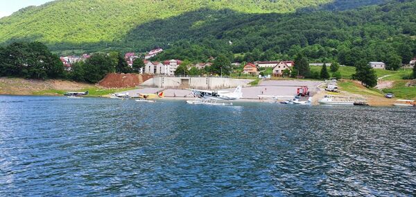 Десетак хидро-авиона на Пивском језеру - Sputnik Србија