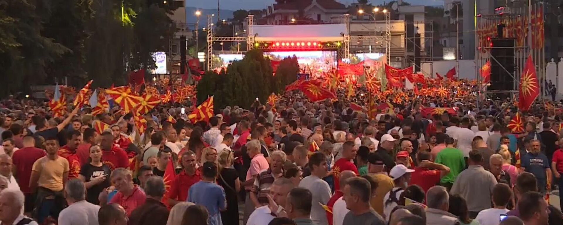 Protest u Skoplju u organizaciji VMRO-DPMNE sa zahtevom da se održe vanredni izbori - Sputnik Srbija, 1920, 02.07.2022