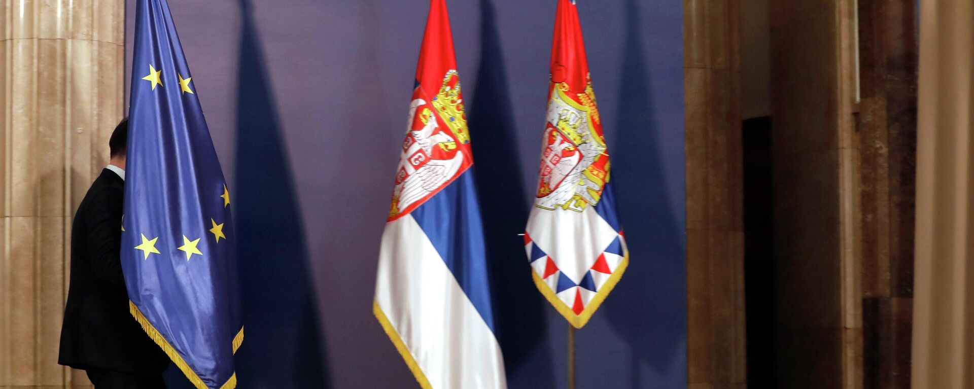 Zastave EU i Srbije - Sputnik Srbija, 1920, 25.09.2022