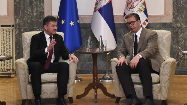 Predsednik Srbije Alekandar Vučić i specijalni predstavnik EU za dijalog Beograda i Prištine Miroslav Lajčak - Sputnik Srbija