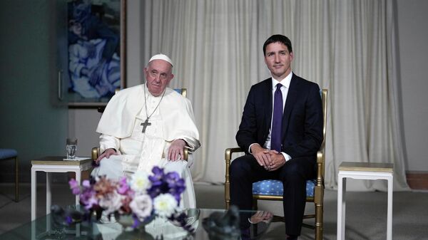 Папа Фрања и канадски премијер Џастин Трудо - Sputnik Србија