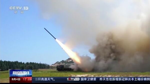 Кинеска војска испаљује ракете током вежби у Тајванском мореузу - Sputnik Србија