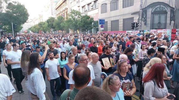 Skup protiv održavanja Parade ponosa u Beogradu - Sputnik Srbija