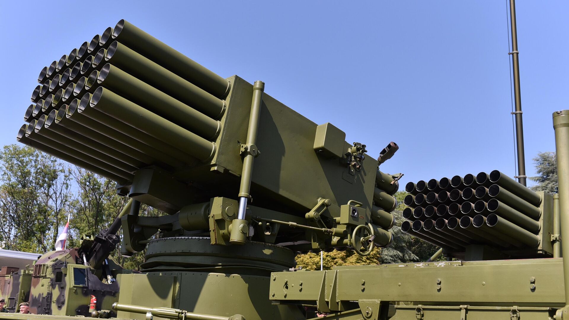 Лансер невођених ракета 128 мм M-77 Огањ Лансер невођених ракета 128 мм M-77 Огањ - Sputnik Србија, 1920, 26.02.2026