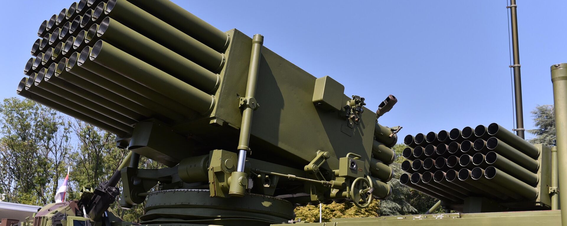 Лансер невођених ракета 128 мм M-77 Огањ - Sputnik Србија, 1920, 26.02.2026